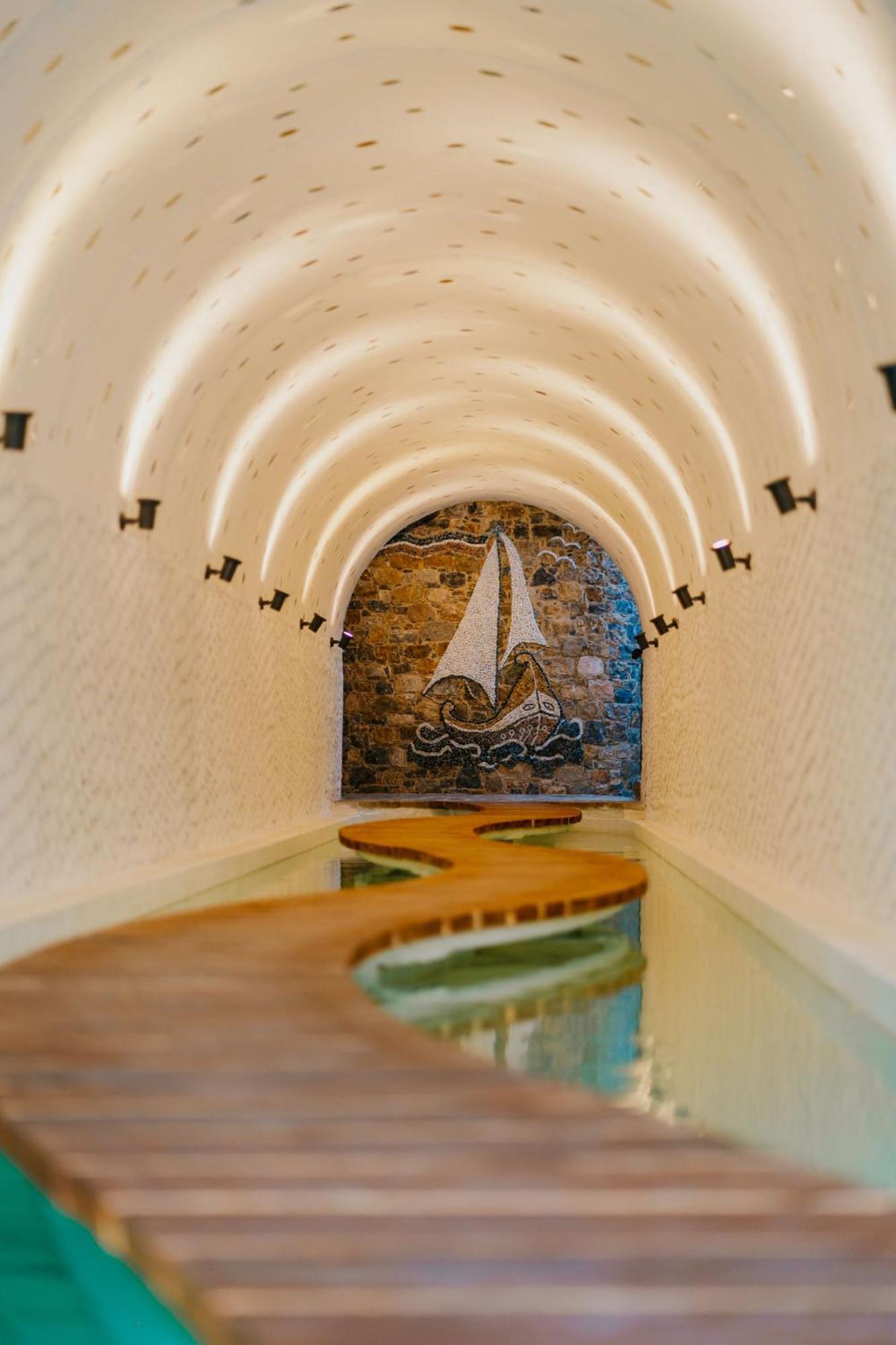 Agalia Luxury Suites Koumpara Exterior photo