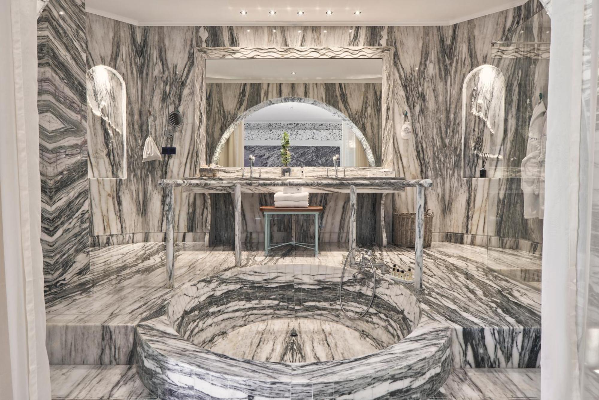 Agalia Luxury Suites Koumpara Room photo